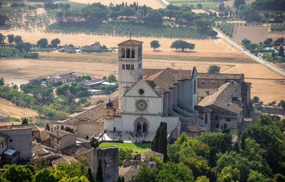 6. Assisi