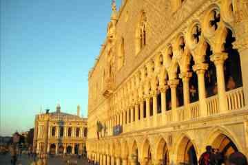 Group Tour of the amazing Doges Palace in the heart of Venice