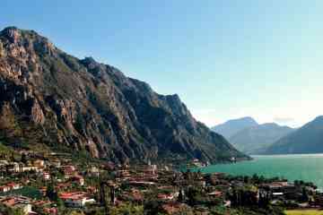 Private day trip to Lake Garda from Verona with lunch included